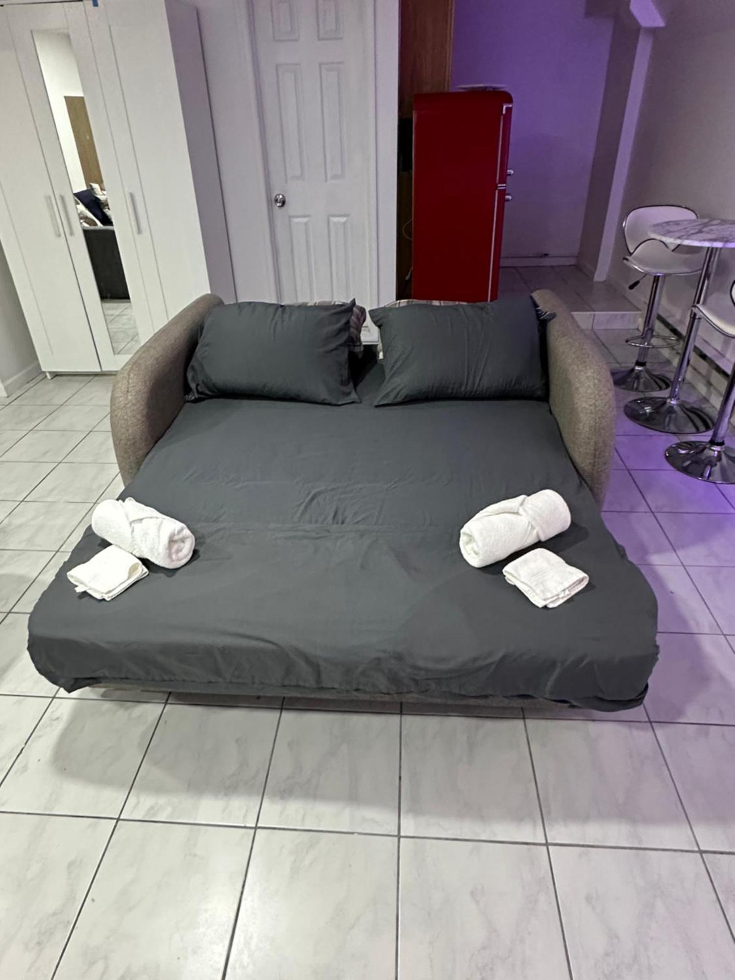 Pipo'S Perfect Place Джърси Сити Екстериор снимка